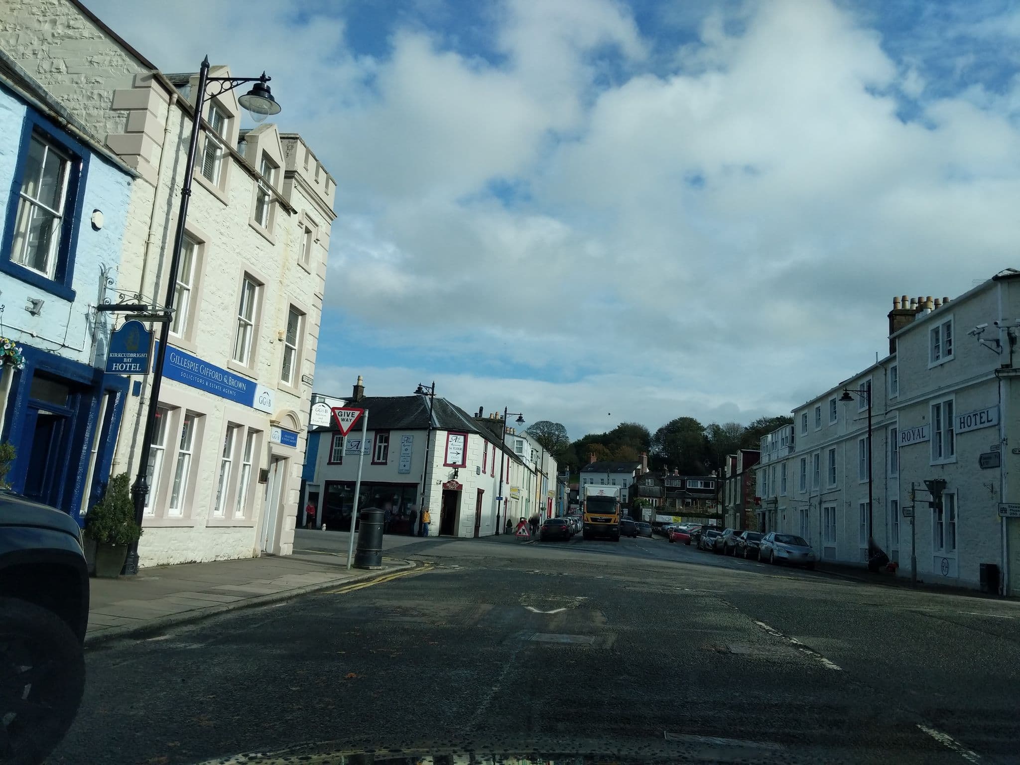 Street view near The Kirkcudbright Bay Hotel, Kirkcudbright — © ccbb7766 (CC BY-SA · Mapillary)