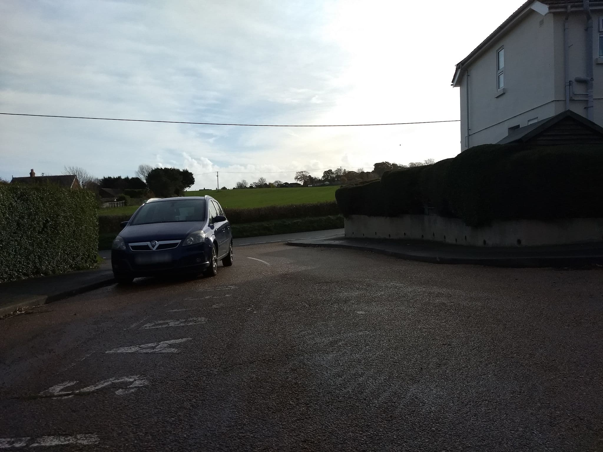 Street view near 1 Star Cottages, Freshwater — © mappernerd (CC BY-SA · Mapillary)