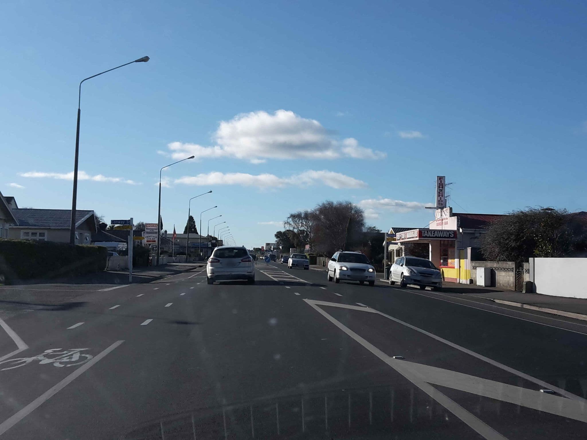 Street view near Oamaru Motor Lodge, Oamaru — © hoodlum (CC BY-SA · Mapillary)
