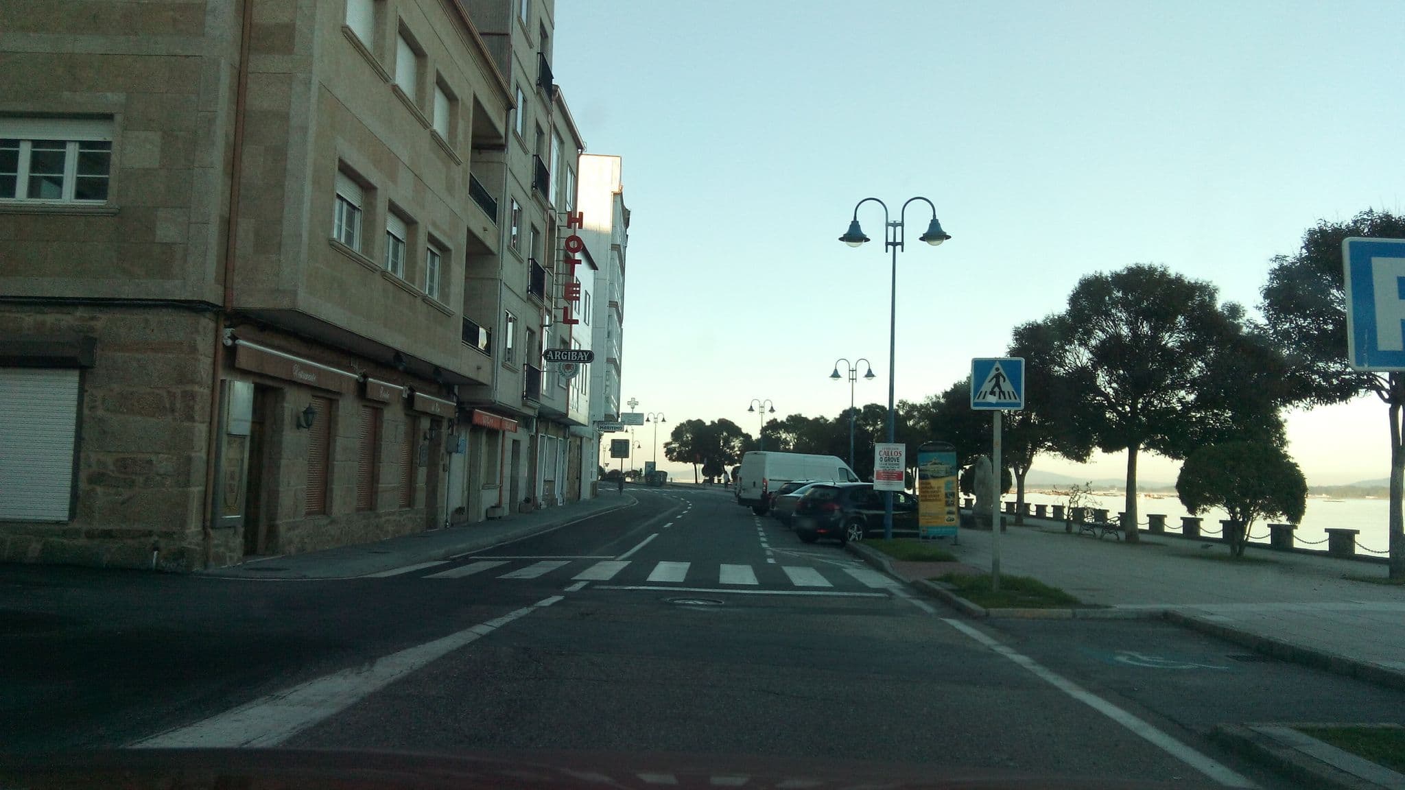 Street view near Hotel Puente de La Toja, O Grove — © lolailo (CC BY-SA · Mapillary)