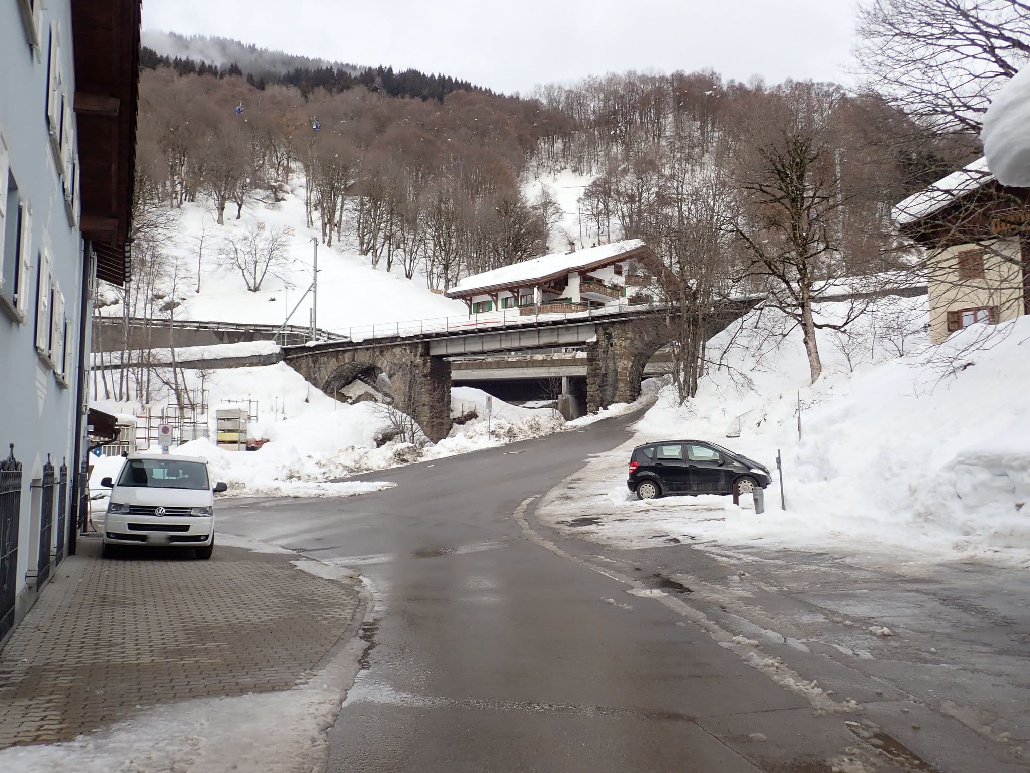 Street view near Casa Erla, Klosters Serneus — © elgaard (CC BY-SA · Mapillary)