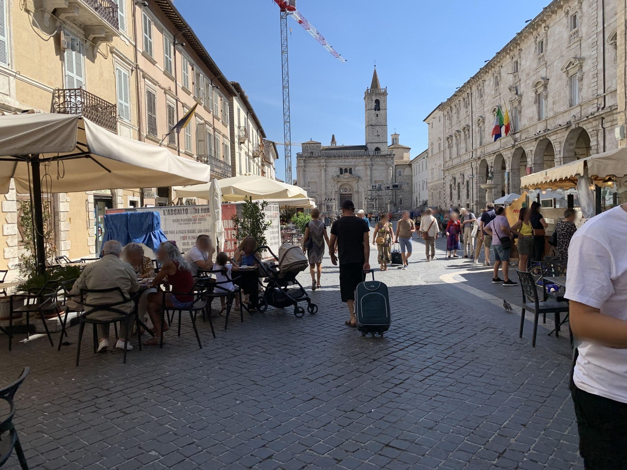 Street view near Hotel Palazzo Ciotti Ascoli Piceno, Ascoli Piceno — © robot8a (CC BY-SA · Mapillary)