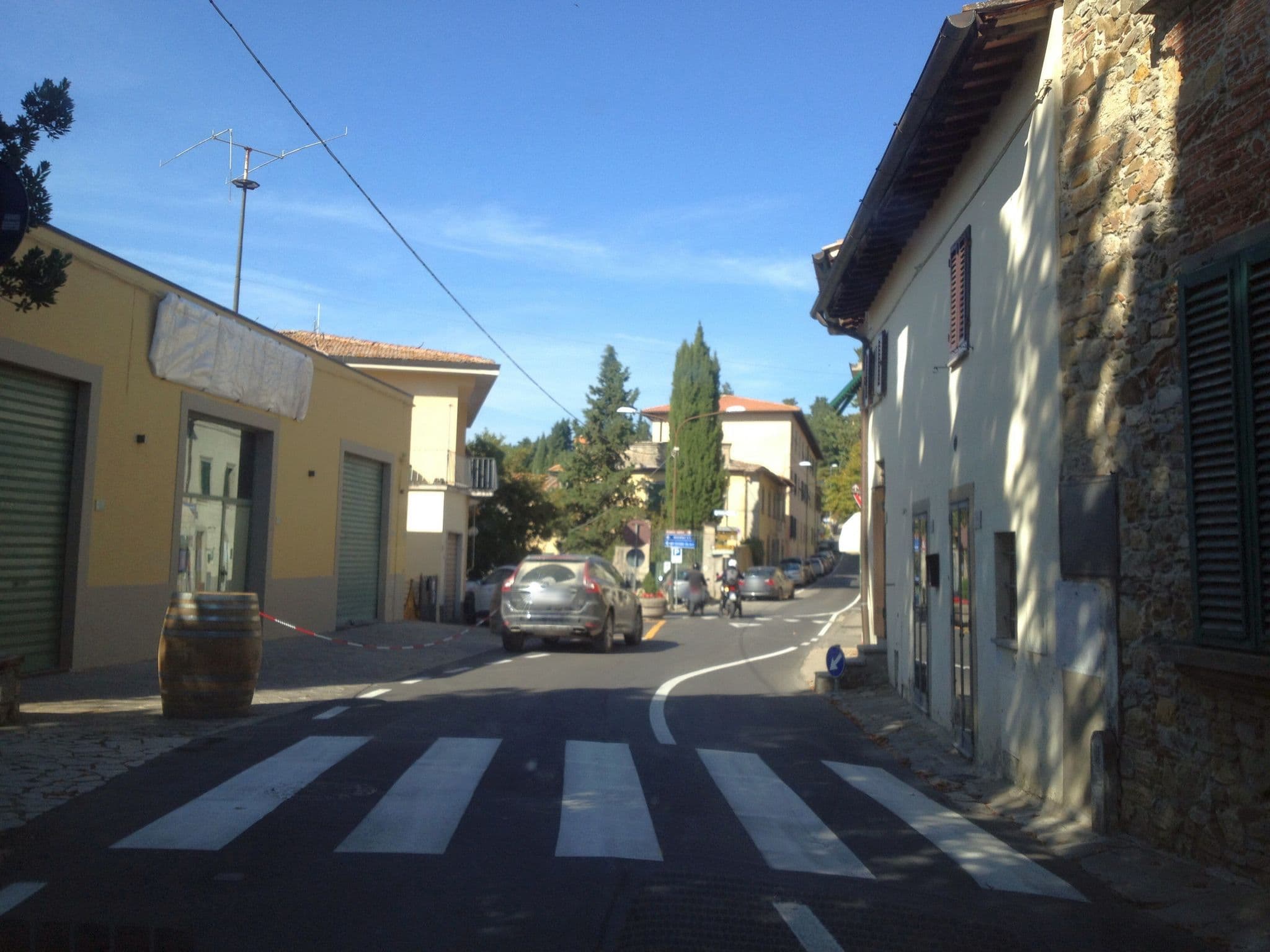 Street view near Villa La Petraia, Panzano in Chianti — © istefanos (CC BY-SA · Mapillary)