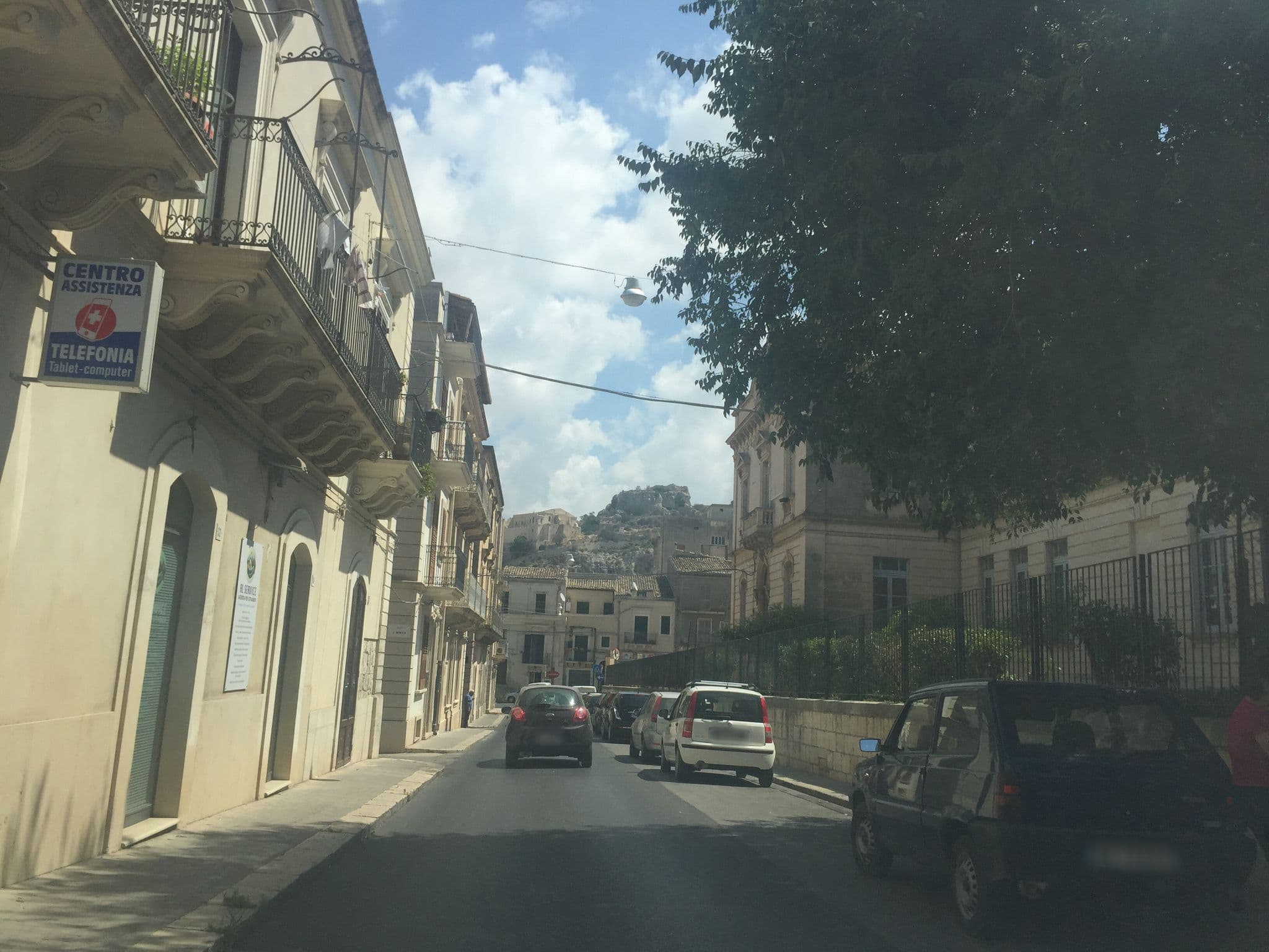 Street view near Casa di hilde Affittacamere, Scicli — © nisselson (CC BY-SA · Mapillary)