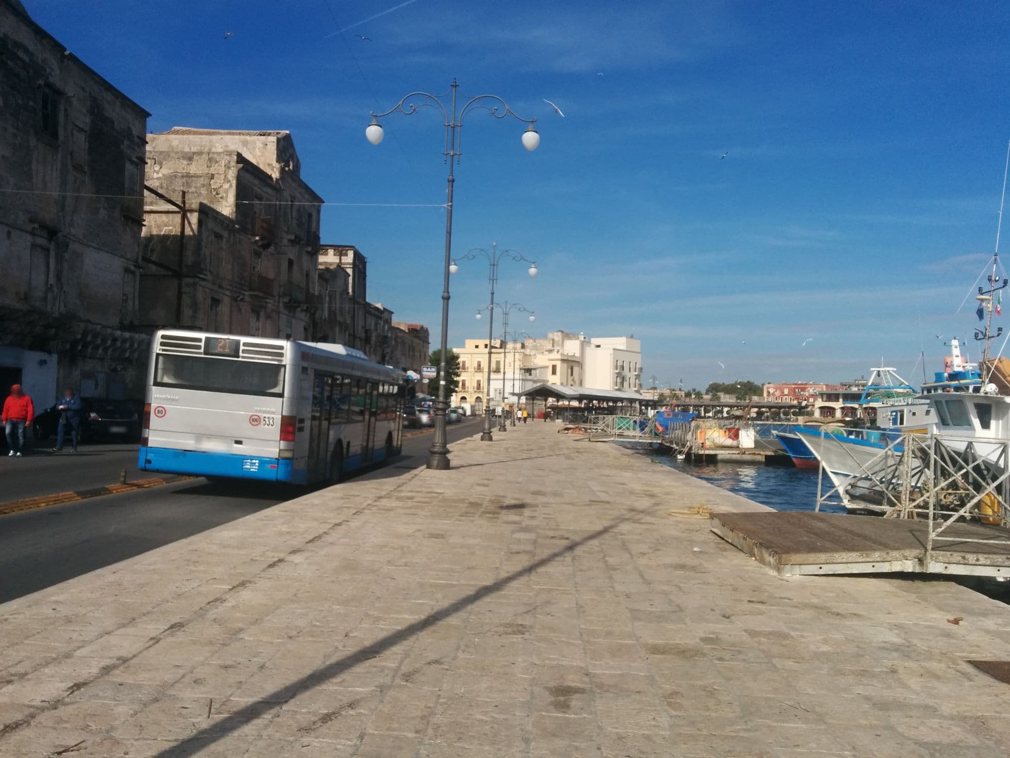 Street view near Palazzo Matà, Taranto — © catonano (CC BY-SA · Mapillary)